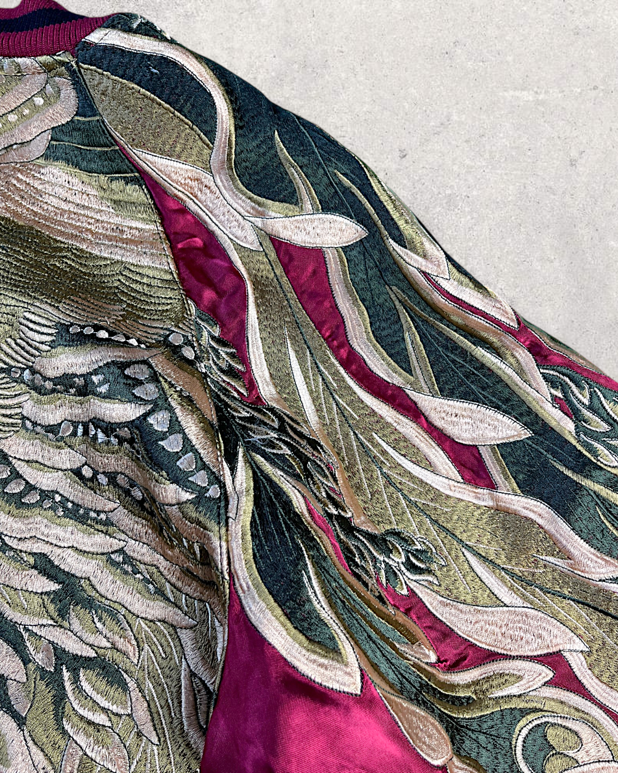 【XXL】Vintage Reversible Sukajan Jacket – Phoenix & Peacock-Inspired Embroidery Souvenir Jacket