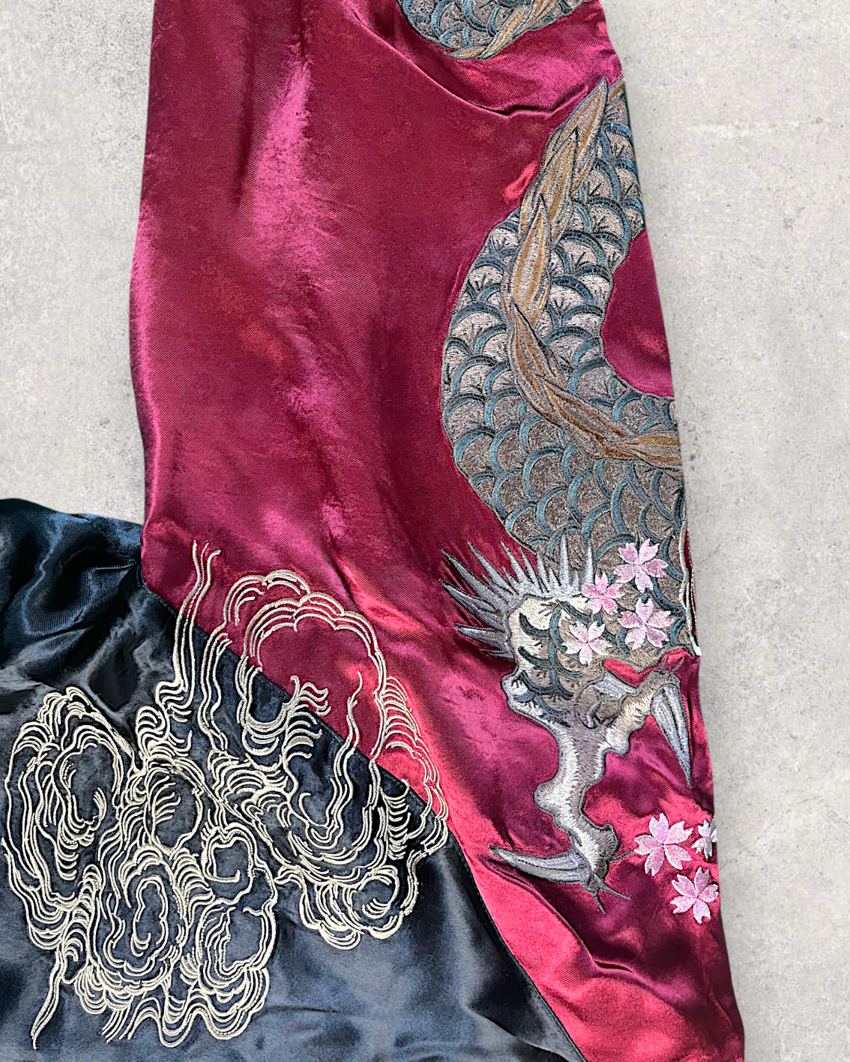 【XXL】 Karakuri Tamashii Reversible Sukajan Jacket – Dragon Embroidery Japan Souvenir Jacket