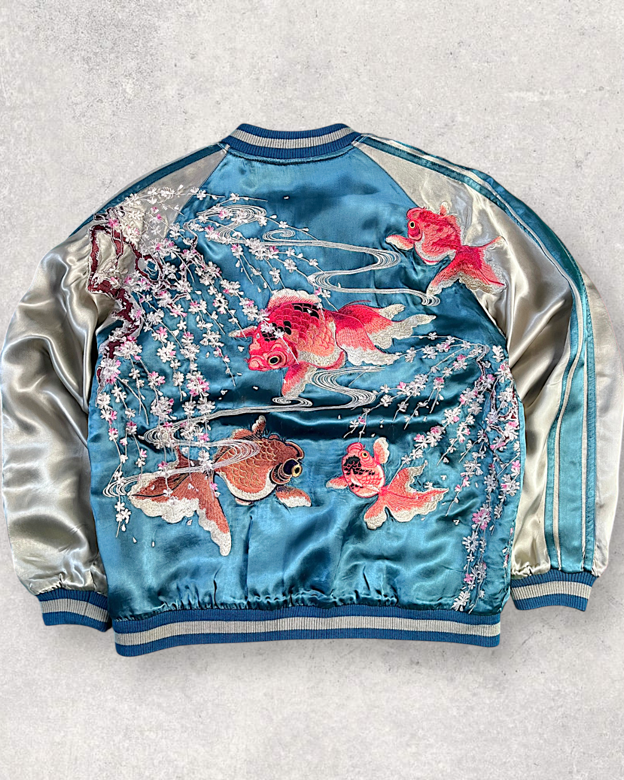 【L】Reversible Sukajan Jacket – Goldfish & Butterfly Embroidery Japan Souvenir Jacket