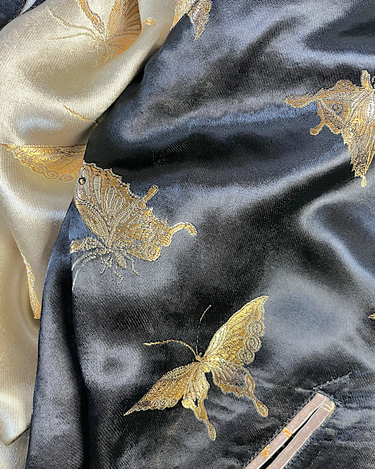 【L】Reversible Sukajan Jacket – Goldfish & Butterfly Embroidery Japan Souvenir Jacket