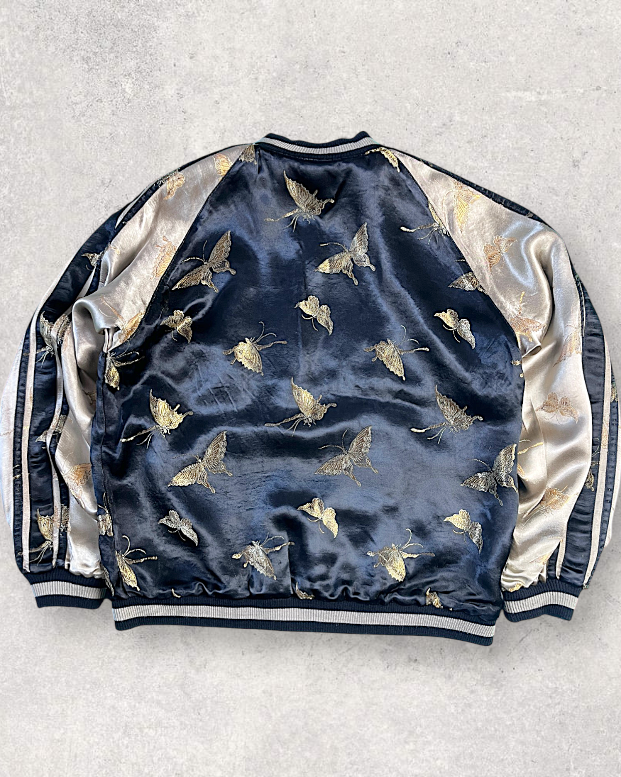 【L】Reversible Sukajan Jacket – Goldfish & Butterfly Embroidery Japan Souvenir Jacket