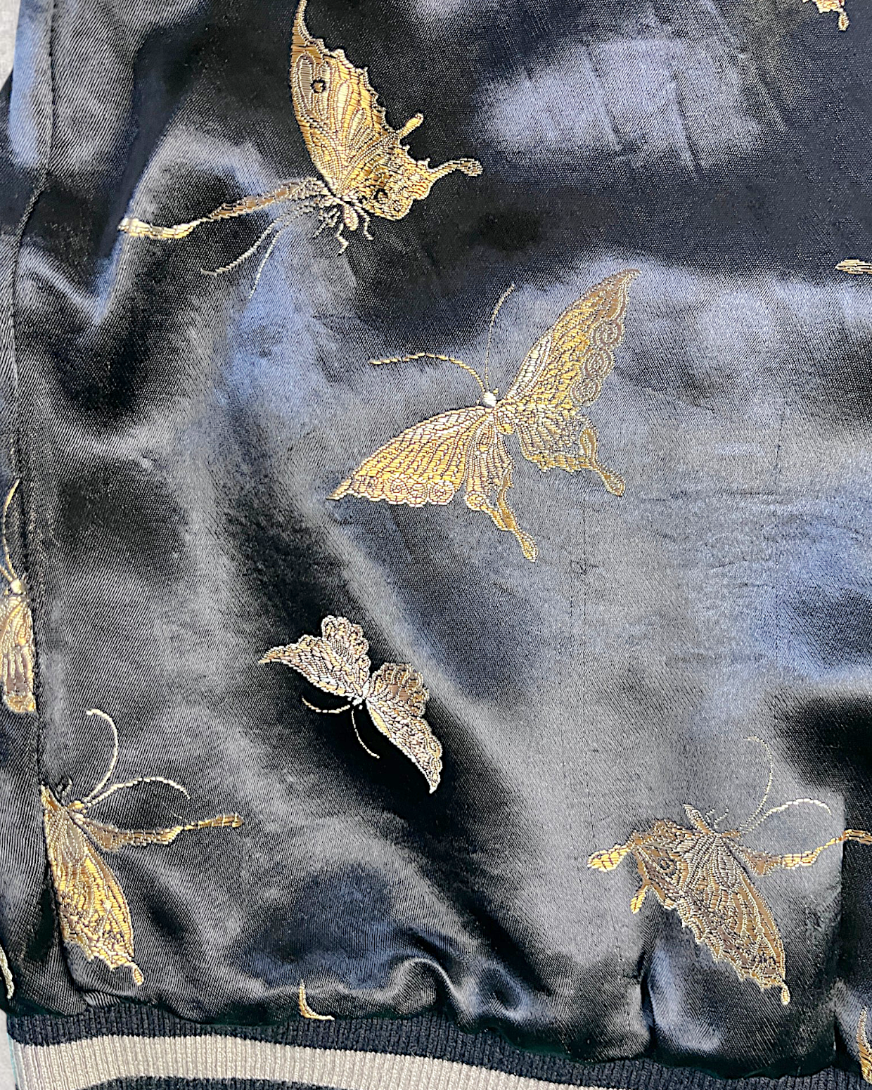 【L】Reversible Sukajan Jacket – Goldfish & Butterfly Embroidery Japan Souvenir Jacket