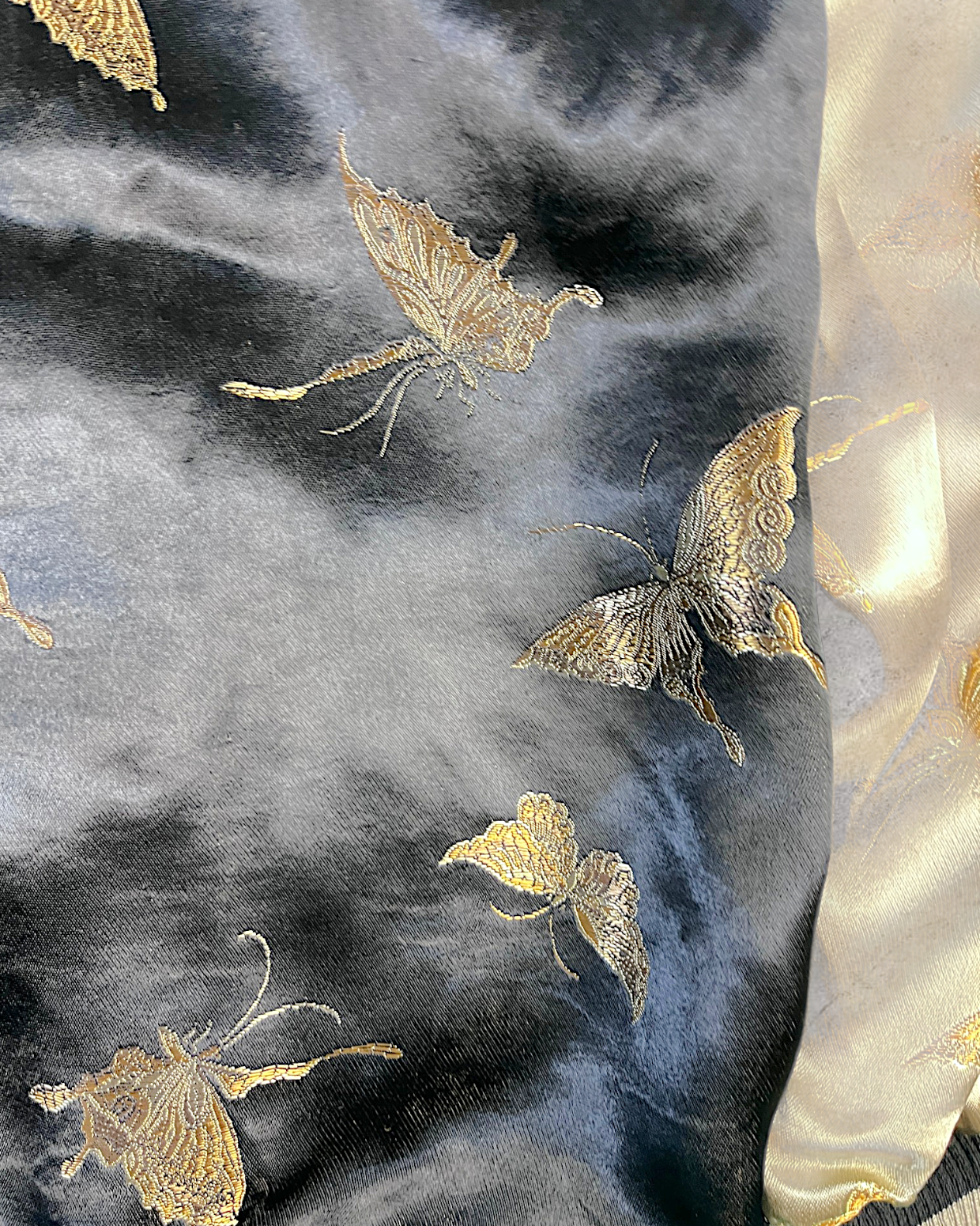 【L】Reversible Sukajan Jacket – Goldfish & Butterfly Embroidery Japan Souvenir Jacket