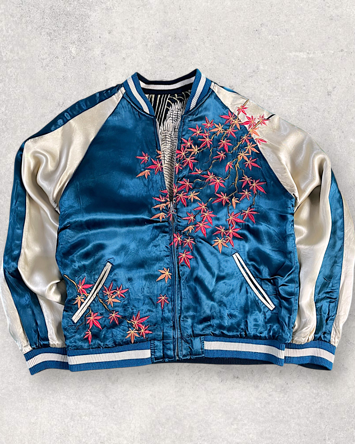 【M】Reversible Sukajan Jacket – Hawk & Cherry Blossom Embroidery Japan Souvenir Jacket