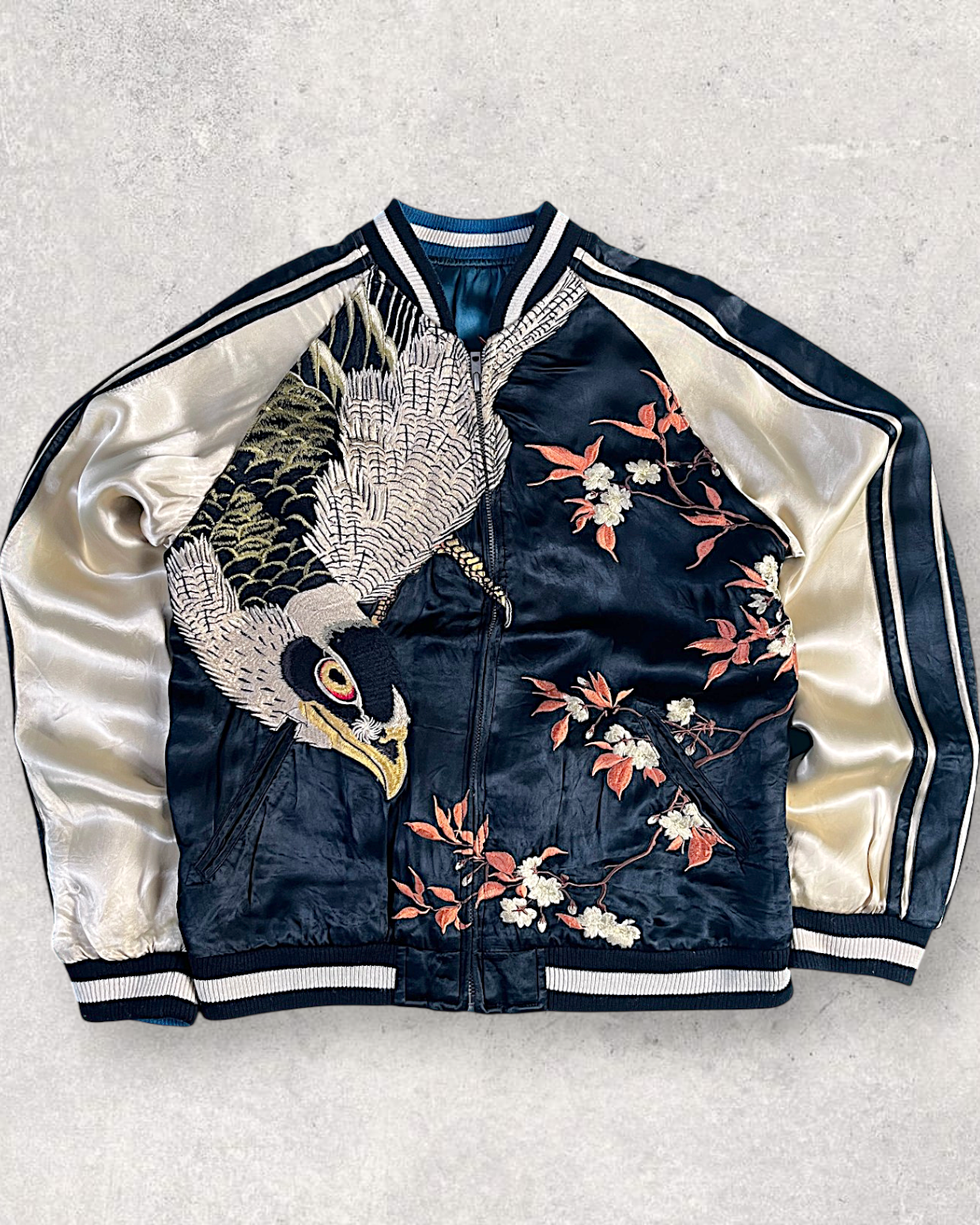 【M】Reversible Sukajan Jacket – Hawk & Cherry Blossom Embroidery Japan Souvenir Jacket