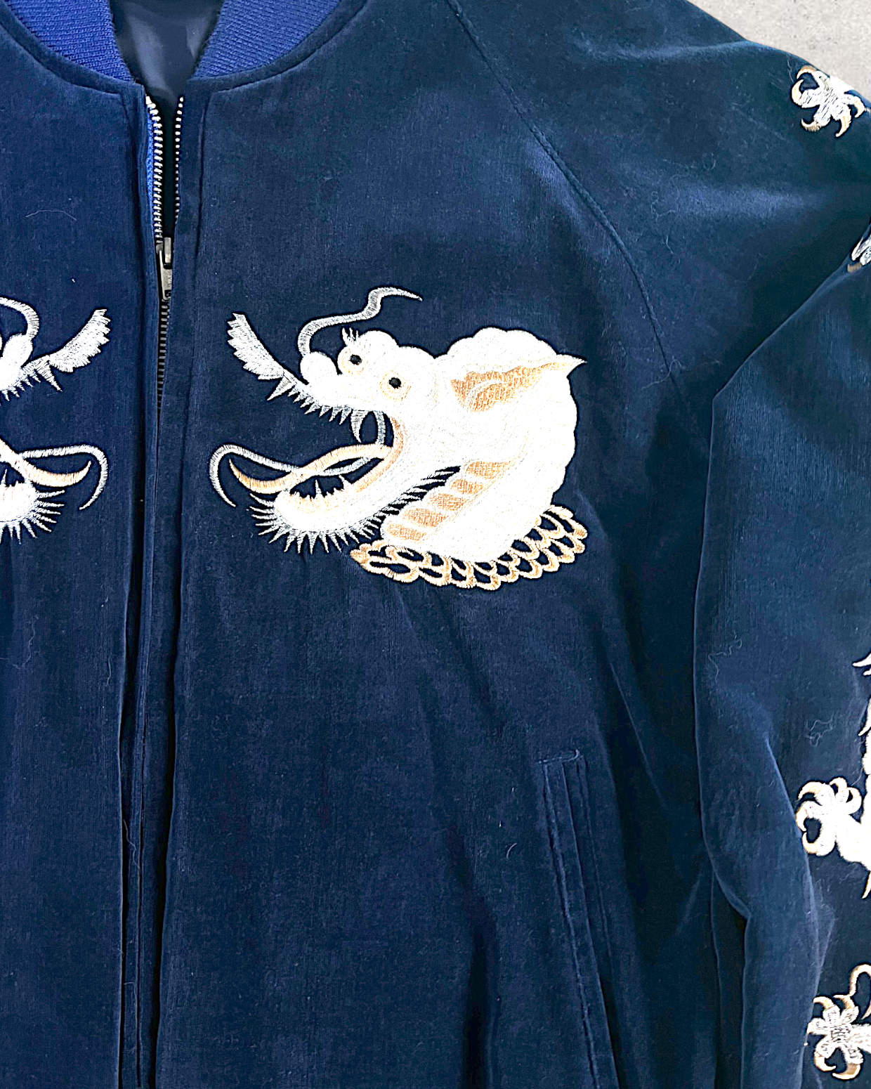 【M or S】Japan Yokosuka Velvet Sukajan Jacket – Dragon Embroidery Souvenir Jacket Navy