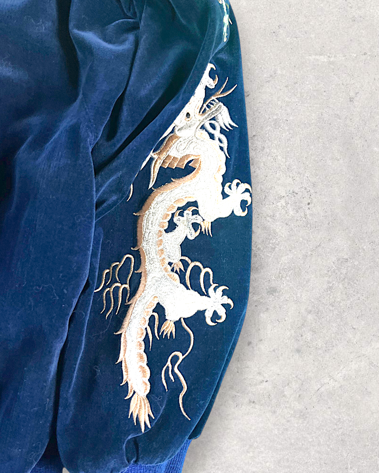 【M or S】Japan Yokosuka Velvet Sukajan Jacket – Dragon Embroidery Souvenir Jacket Navy