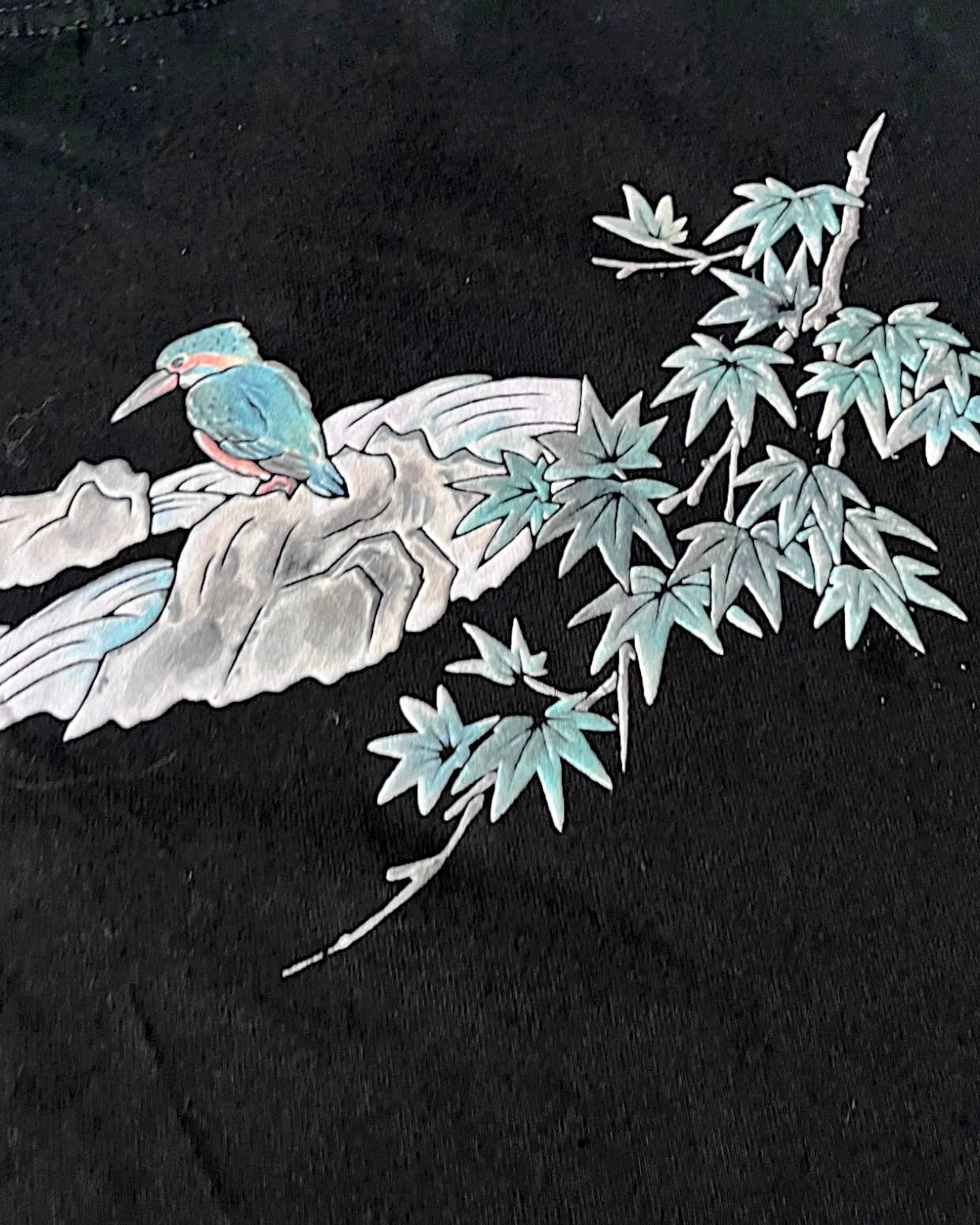 [L]Japanese Graphic T-Shirt | Koi & Kingfisher Design | Raised Rubber Print | Black