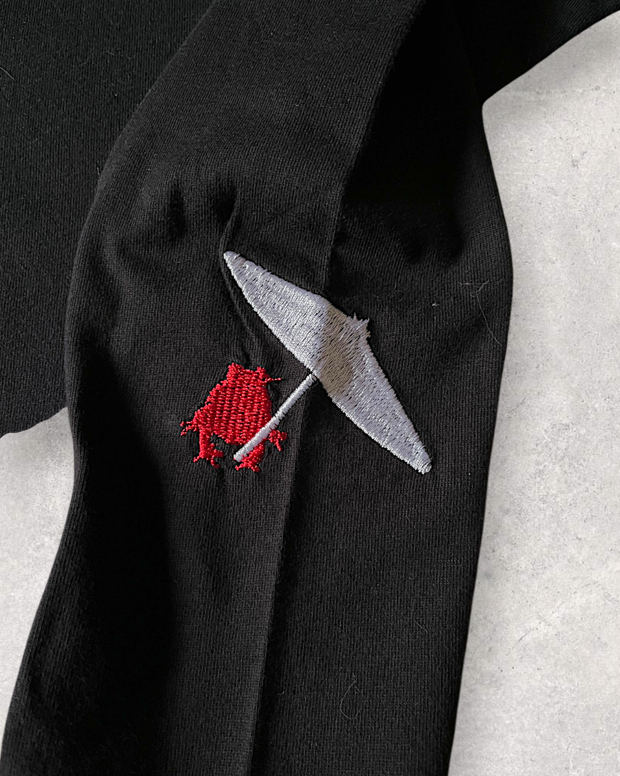 [M/L]BranNews Japanese Long Sleeve T-Shirt | Wagasa, Clouds & Rising Sun Design | Black