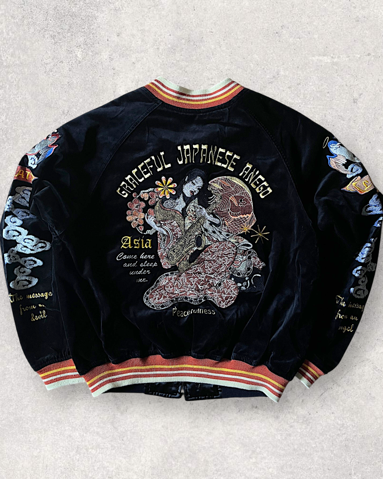 [40] Vintage Reversible Sukajan “Graceful Japanese Angel” – Geisha Embroidery × Black Satin