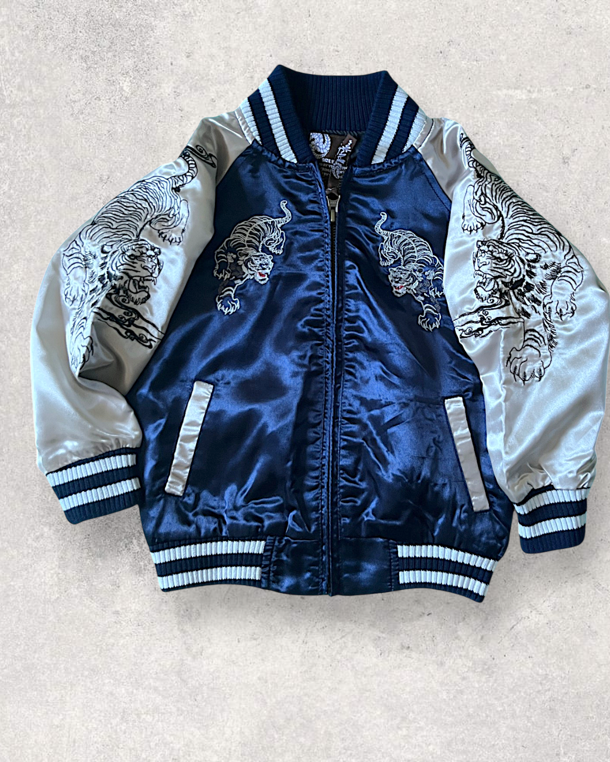 【KIDS】Excellent Condition KIDS Sukajan Jacket “Blue Tiger” – Size 100