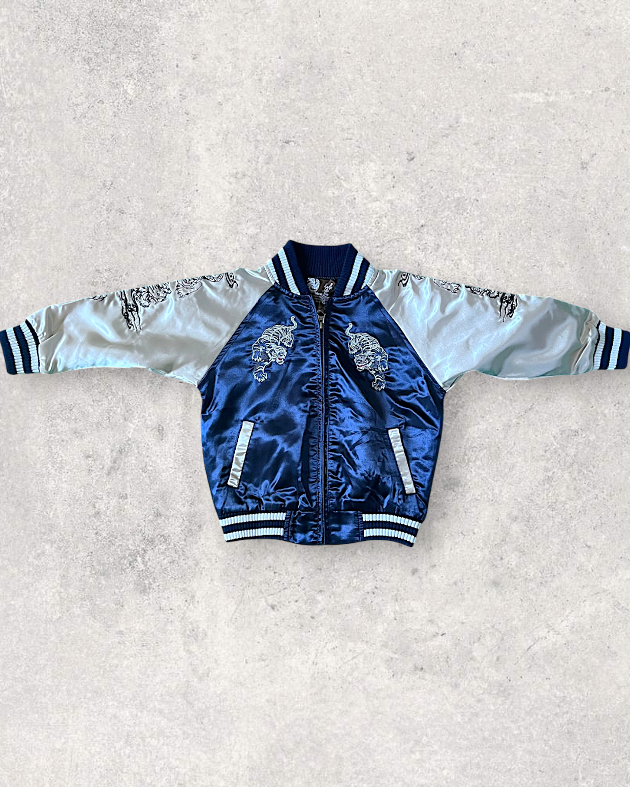 【KIDS】Excellent Condition KIDS Sukajan Jacket “Blue Tiger” – Size 100