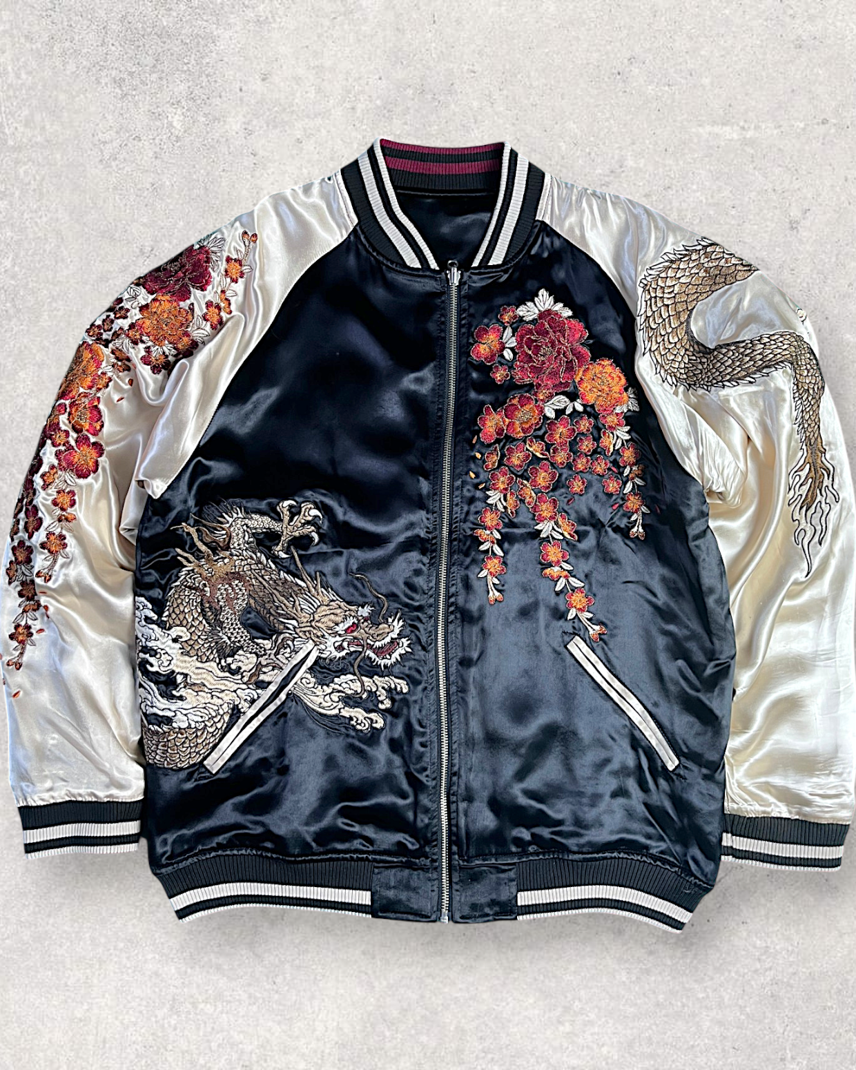 【XL】Karakuri Tamashii Reversible Dragon Sukajan Jacket XL – Japanese Embroidered Souvenir Jacket