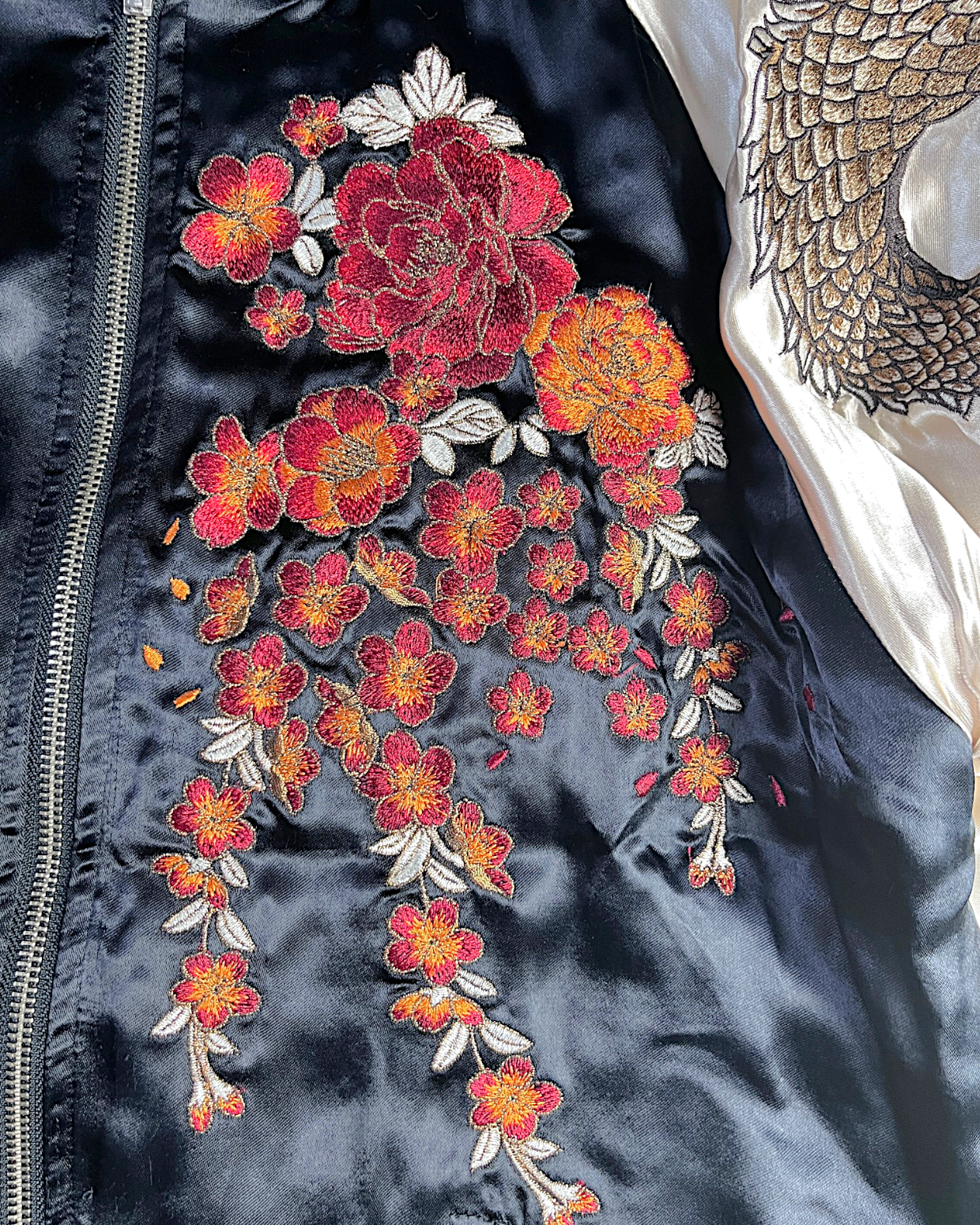 【XL】Karakuri Tamashii Reversible Dragon Sukajan Jacket XL – Japanese Embroidered Souvenir Jacket