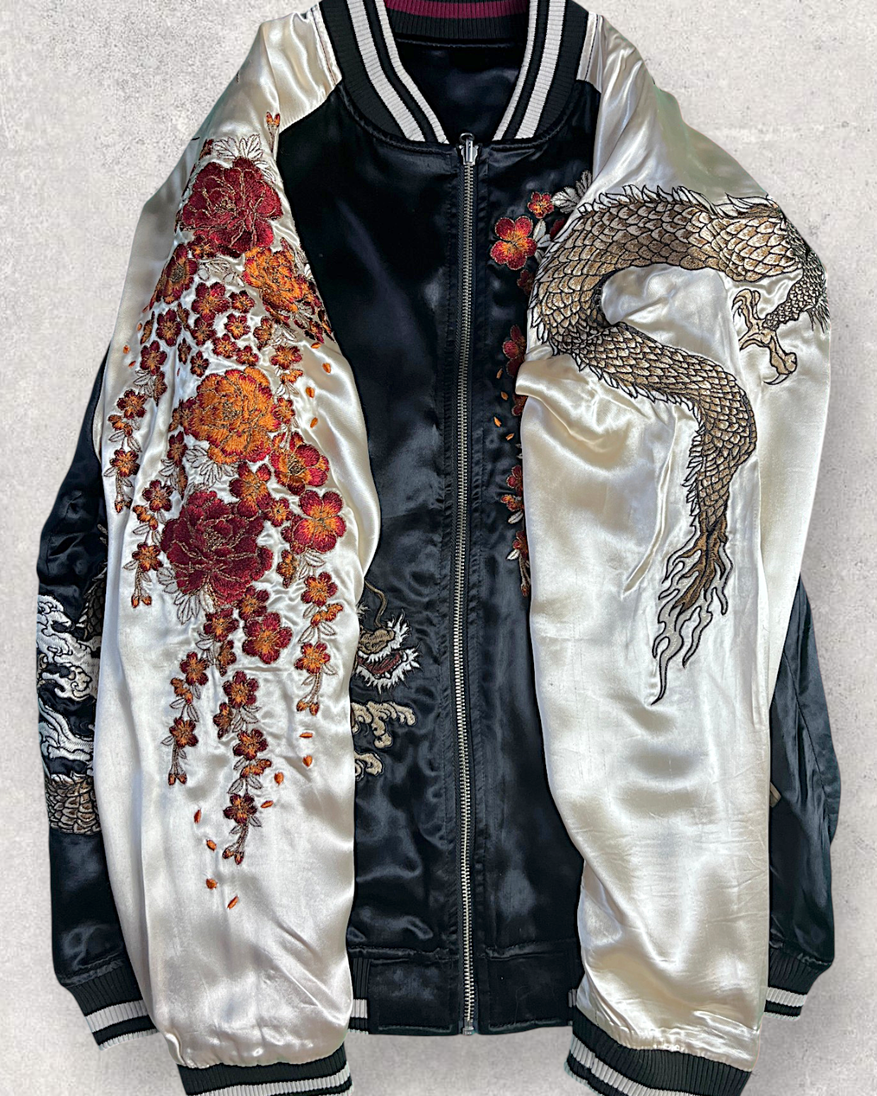 【XL】Karakuri Tamashii Reversible Dragon Sukajan Jacket XL – Japanese Embroidered Souvenir Jacket
