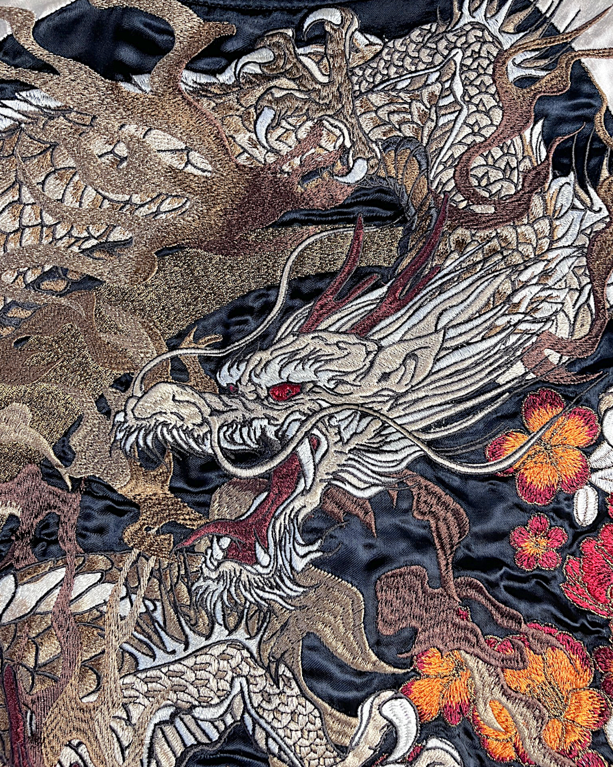 【XL】Karakuri Tamashii Reversible Dragon Sukajan Jacket XL – Japanese Embroidered Souvenir Jacket