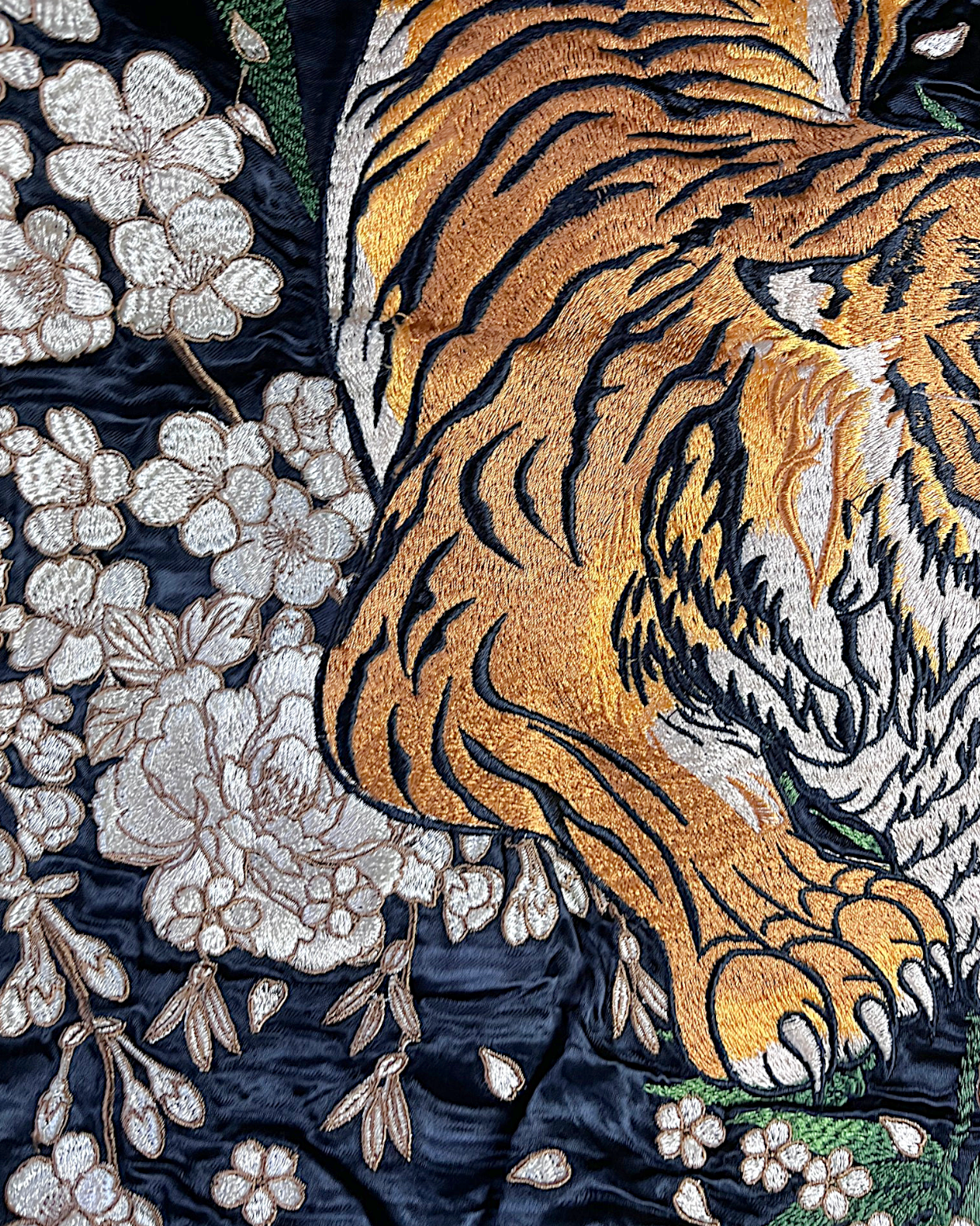 【XL】KARAKURI TAMASHII Reversible Tiger Sukajan Jacket – Embroidered Japanese Satin Bomber with Sakura & Bamboo