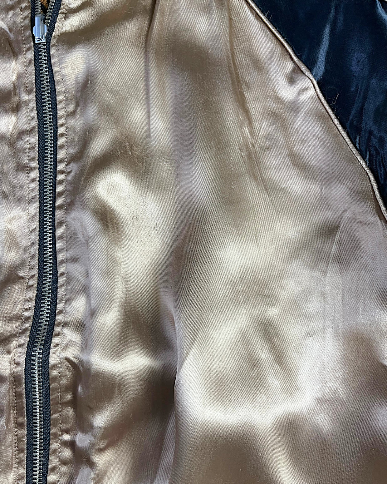 【XL】KARAKURI TAMASHII Reversible Tiger Sukajan Jacket – Embroidered Japanese Satin Bomber with Sakura & Bamboo