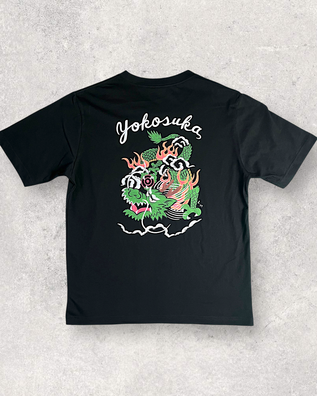 【BranNew】GU Japan Yokosuka Dragon T-Shirt XL – Asia Exclusive Japanese Graphic Tee
