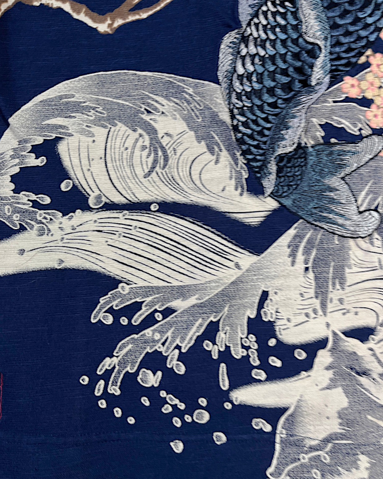 【XL】Japanese Koi & Sakura T-Shirt – Traditional Washi-Inspired Graphic Tee with Cherry Blossoms and Waves