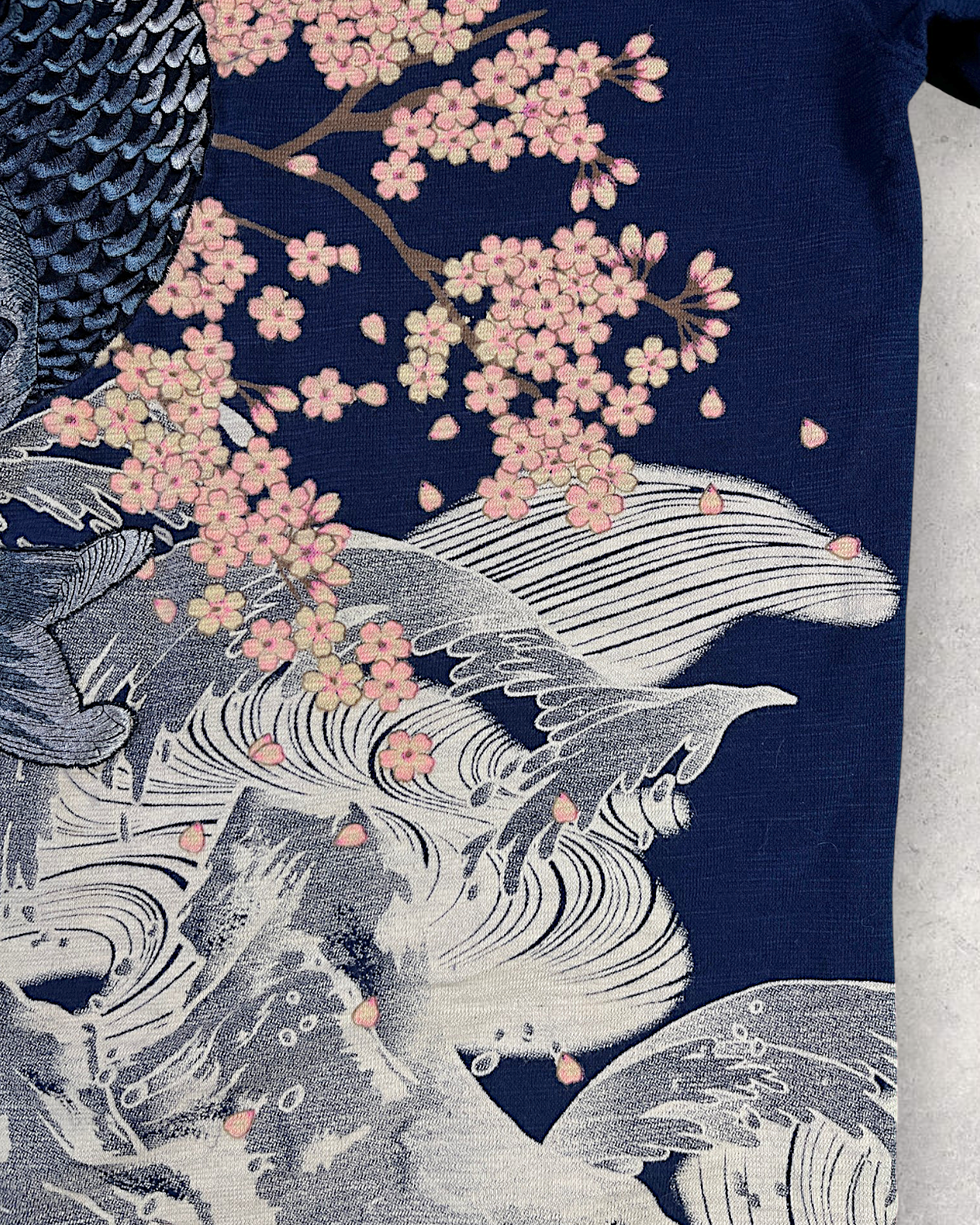 【XL】Japanese Koi & Sakura T-Shirt – Traditional Washi-Inspired Graphic Tee with Cherry Blossoms and Waves