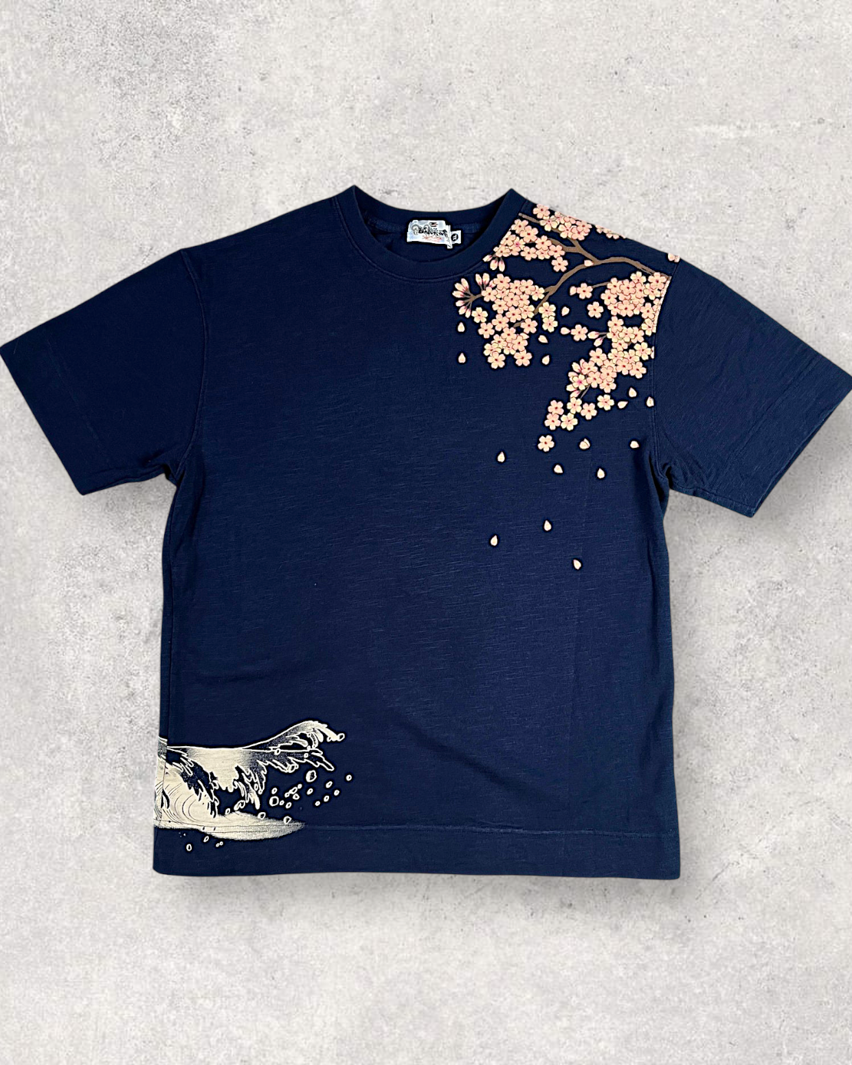 【XL】Japanese Koi & Sakura T-Shirt – Traditional Washi-Inspired Graphic Tee with Cherry Blossoms and Waves