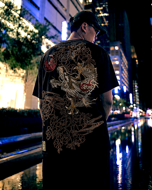 【XXL】Karakuri Tamashii Dragon T-Shirt XL – New Japanese Wagara Tee with Moon & Peony Embroidery