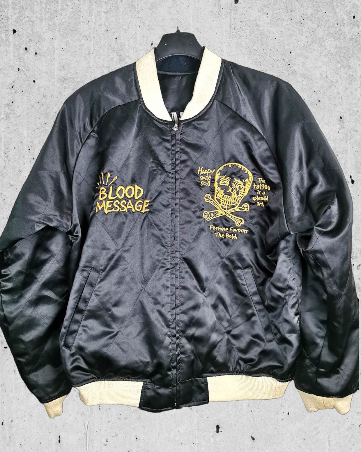 Jaket bomber bloods online