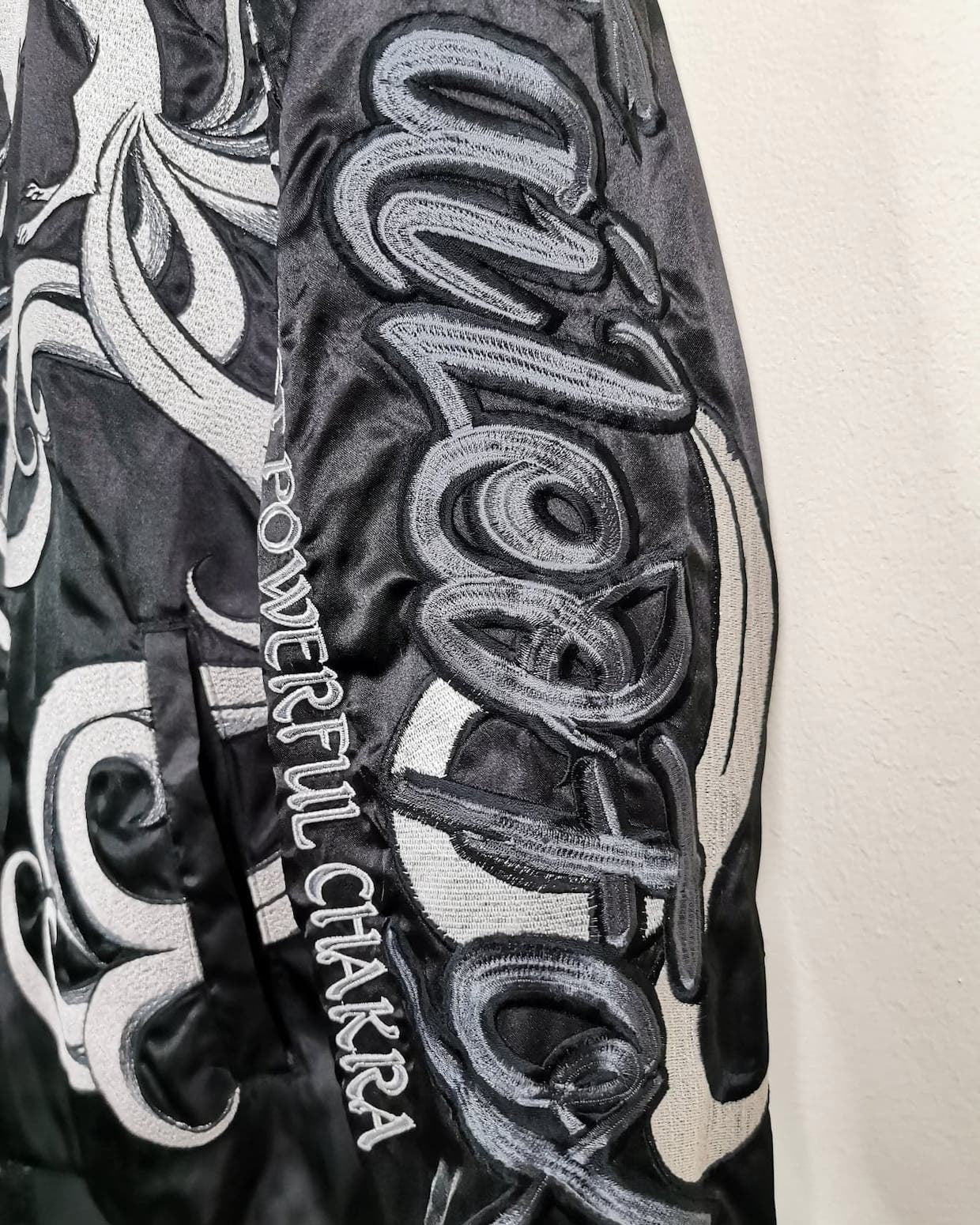 Bomber jacket [NARUTO NINE TAIL FOX x Wind of God and Thunder of God]  Vintage / Reversable